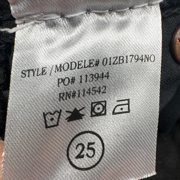 Blank NYC The Madison Crop high rise jeans in Black Size 25 NWT - Picture 10 of 12